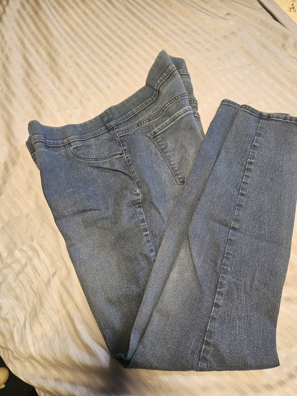 Old Navy Women's TALL Blue Denim Pullon Pants